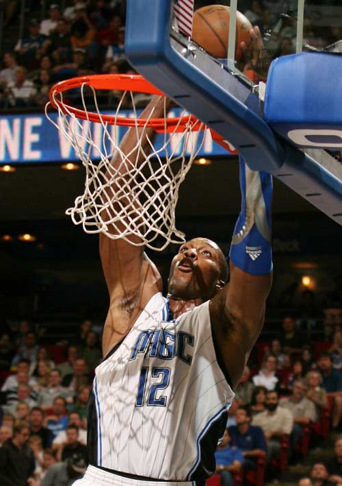 《寂静岭f》狐面男演员cos游戏造型：优雅气质完美复刻