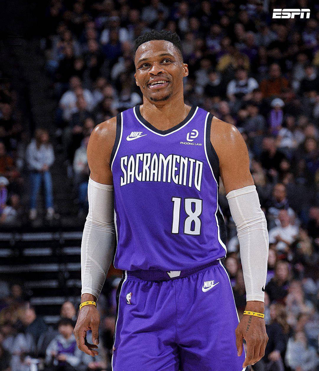 现在快船的比赛是真好看啊，真的熬出头了，6连胜了，难道是没有老保罗和祖巴茨后，快船更强了？