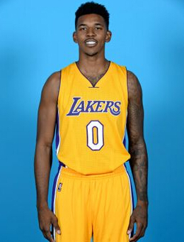 — @Plettigoal 来源：Barça Universal