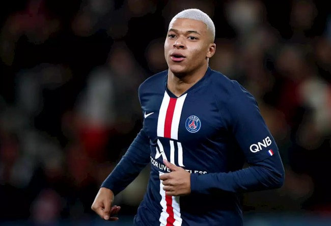 罗马主帅临场指挥获赞