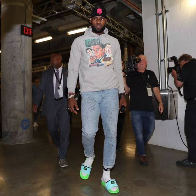 顶级画质手游TPS《子弹决斗：进化》移植Switch