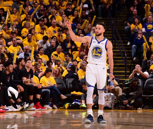 米体：托蒂被前妻指控留小女儿独自在家，检方认为指控不成立